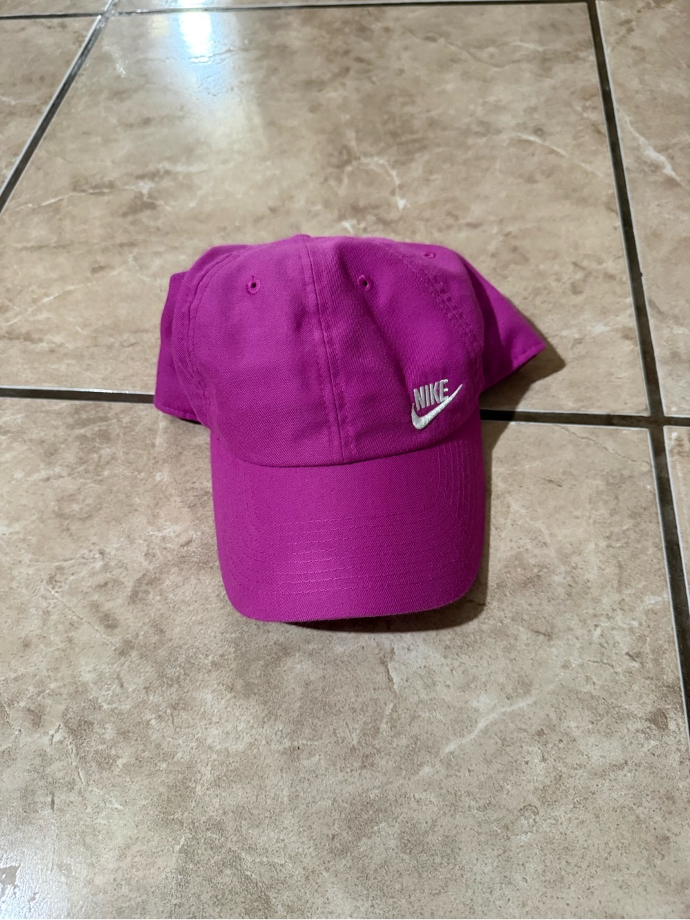 Nike Cap - Picture 6 of 6